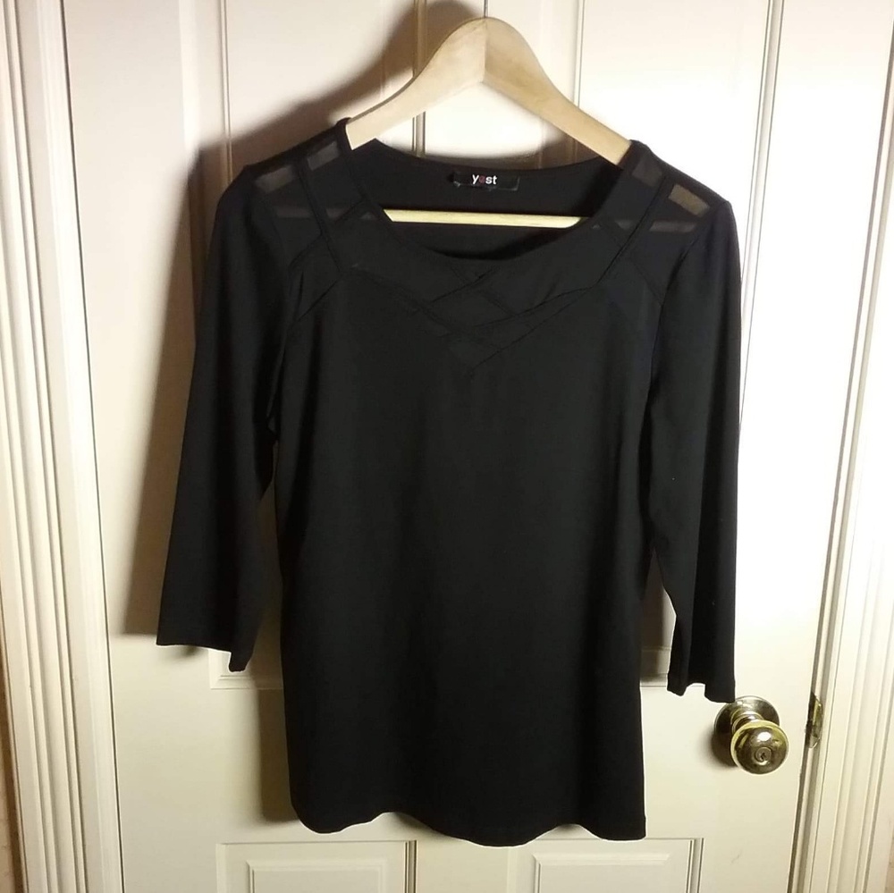 Yest Black 3/4 Sleeve Top